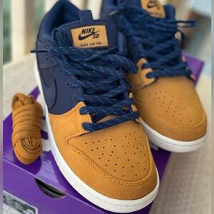 Nike SB Dunk Low Pro PRM Men’s 9 Women’s 10.5 in Midnight Navy/ Marine Minuit